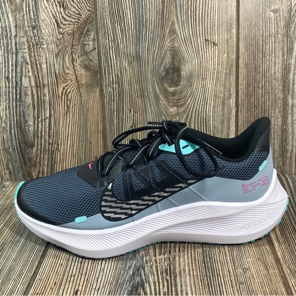 Nike Winflo 7 Run Shield Women's Size 9.5 Black, Gray, Green Running Shoes - Picture 11 of 16